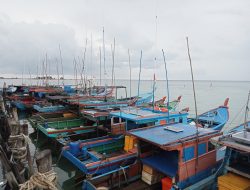 Kapal Lengkong dan Cantrang Penuhi Laut Natuna, Ketua Nelayan: Pasti Akan Terjadi Pembakaran
