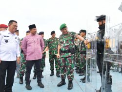 Gubernur Ansar bersama Danrem 033/WP Cek Kesiapan Pasukan Pengamanan Pemilu 2024