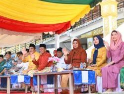 Gubernur Ansar Saksikan Pawai Ta’aruf MTQH Ke-XIII Kabupaten Bintan