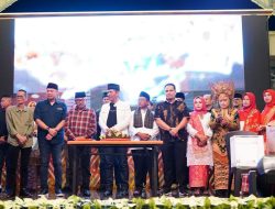 Jefridin Hadiri Halal Bihalal DPC IKSB Batuaji