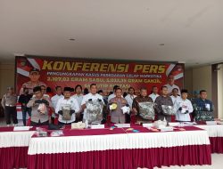 Polresta Barelang Musnakan BB Narkoba dan Amankan 12 Tersangka
