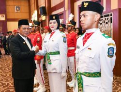 Gubernur Ansar Ahmad Kukuhkan 33 Anggota Paskibraka Tingkat Provinsi Tahun 2024