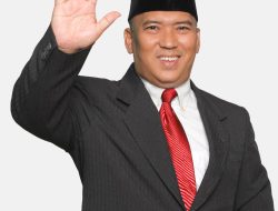 Nyanyang Haris Pratamura Mendapat Tugas Besar: Maju sebagai Calon Wakil Gubernur Kepri