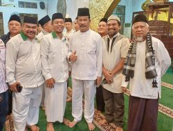 Masjid Agung Al Hikmah Tanjungpinang Butuh Perbaikan, HMR Sumbang Rp100 Juta