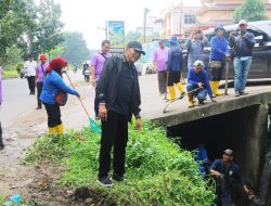 Kurangi Dampak Banjir Berkelanjutan, Pjs Wako Bqtam Ajak Seluruh OPD untuk Guru