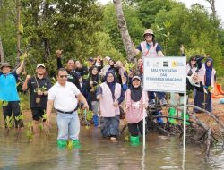 Dukung Pelestarian Lingkungan, PLN Batam Tanam 1.000 Pohon pada Hari Menanam Pohon Indonesia