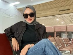 Selebgram Asal Batam, Tiwi, Sukses Berbisnis Fashion Hingga Belanja ke Luar Negeri