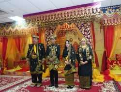 LAM Kepri Kota Batam Tabalkan Gelar Adat kepada Kepala – Wakil Kepala BP Batam