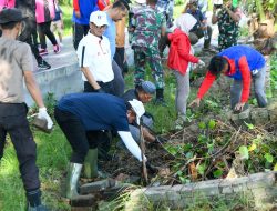 Gubernur Ansar Pimpin Gotong Royong di Pulau Penyengat, Dorong Gerakan Wisata Bersih dan Regeneratif