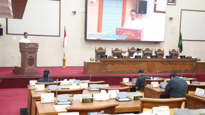 Amsakar Sampaikan Jawaban atas Pandangan Umum Fraksi DPRD Terkait Perubahan APBD 2025