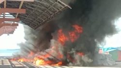 Kebakaran Hebat Coastal Area Karimun, Puluhan Sepeda Elektrik Hangus Terbakar