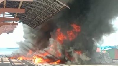 Kebakaran Hebat Coastal Area Karimun, Puluhan Sepeda Elektrik Hangus Terbakar