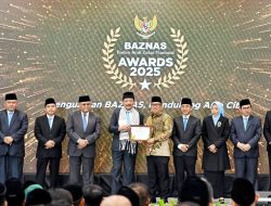 Dinilai Aktif Mendukung Pergerakan Zakat, Wakil Gubernur Kepri Terima Penghargaan di Baznas Award 2025