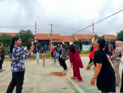 Ibu-Ibu Bougenville Rela Basah-Basahan
