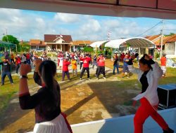 Puncak Peringatan HUT RI, Ratusan Warga RW 011 Green Nongsa City Batam Ikuti Senam Sehat Bersama