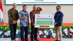 Bentuk Tanggung Jawab Sosial, PT SMI Serahkan 17 Gerobak UMKM ke Pemprov Kepri