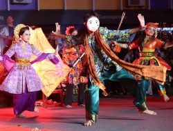 Panggung Budaya Kolosal di Malam Puncak Kemilau Nusantara Kepri 2025