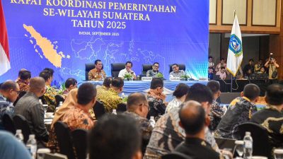 Mendagri Buka Rakor Pemerintahan Se Sumatera 2025 di Kota Batam