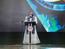 Ketua Dekranasda Batam Erlita Amsakar Dorong Batik Batam Mendunia Lewat BBFW 2025