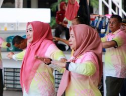 Bersama Erlita Amsakar, Ribuan Warga Antusias Ikuti Senam Sehat Kota Batam 2025