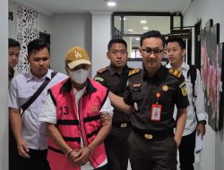 Jadi Tersangka Korupsi, Mantan Plt Dirut PT Batam Persero Dijebloskan ke Penjara