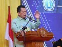 Hadiri Wisuda STISIPOL Raja Haji, Gubernur Ansar Tekankan Pentingnya SDM Adaptif