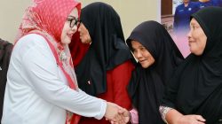 Peringati Hari Ibu, TP-PKK Batam Silaturahmi dan Aksi Sosial di Setokok dan Sijantung