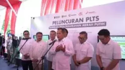 Menteri Koperasi & UKM Bersama Wagub Kepri Resmikan Peluncuran PLTS Koperasi Merah Putih