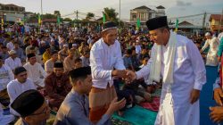 Gubernur Ansar Sholat Idulfitri Bersama Masyarakat Batam