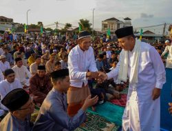 Gubernur Ansar Sholat Idulfitri Bersama Masyarakat Batam