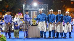 Semarak dan Penuh Spirit, Ribuan Warga Padati Pembukaan MTQH XXXIV Batam  Narasi: