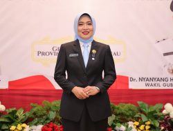 Misni Sekda Perempuan Pertama Kepri,  Pegang Tongkat Komando Birokrasi