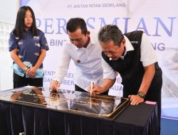 Menteri KKP dan Gubernur Ansar Resmikan Pabrik Pengolahan Ikan