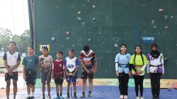 Atlet Muda Batam Unjuk Kebolehan di Seleksi O2SN Panjat Tebing