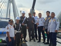 Patroli Gabungan Tertibkan Parkir di Jembatan Barelang