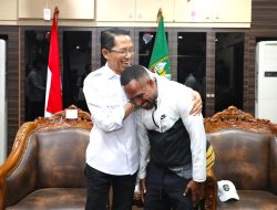 Amsakar Sambut Timnas Indonesia Legend di Batam