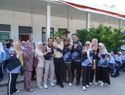 Jejak Inspirasi Pak Zai, Tangis Haru di SDN 02 Batu Ampar